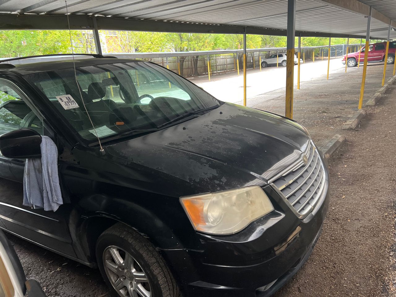 2008 Chrysler Town and Country | Houston, TX, Brilliant Black Crystal Pearl (Black), Front Wheel