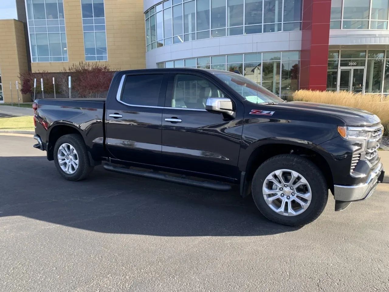 2022 Chevrolet Silverado 1500 LTZ | Sioux Falls, SD, Dark Ash Metallic (Gray), 4X4