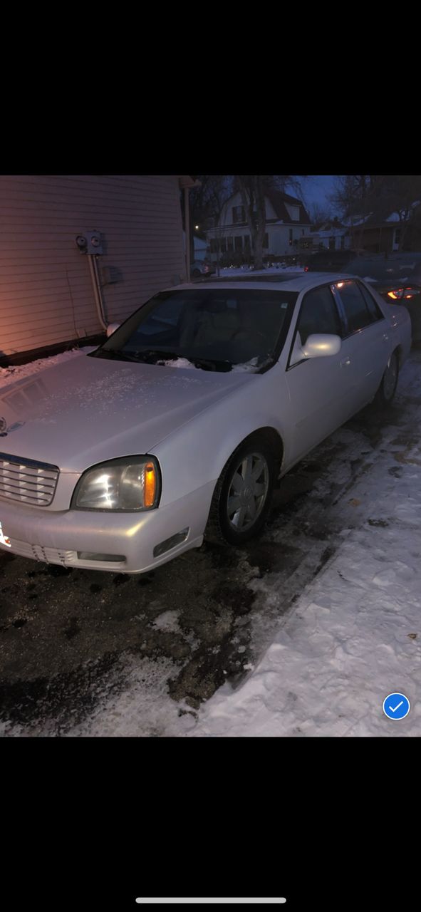 2004 Cadillac DTS | Luverne, MN, White, All Wheel