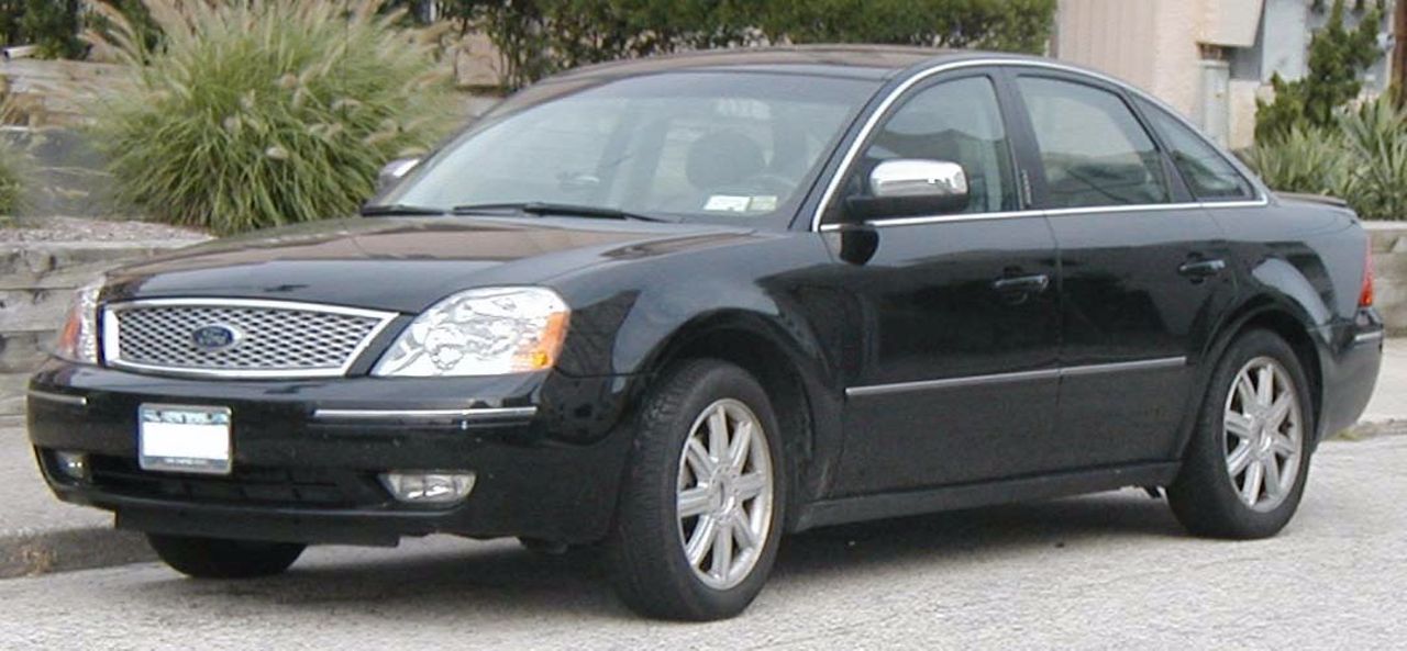 2007 Ford Five Hundred | Milwaukee, WI, Black Clearcoat (Black)