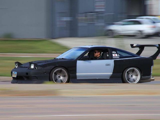 1990 Nissan 240SX SE, Light Gray, Rear Wheel