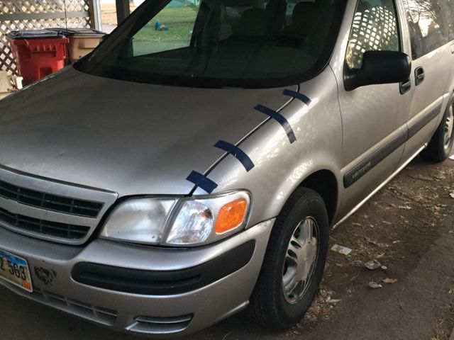 2004 Chevrolet Venture LT Entertainer, Silverstone Metallic (Silver), Front Wheel