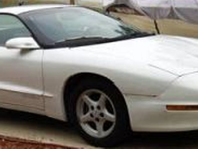 1996 Pontiac Firebird Base, Bright White (White), Rear Wheel
