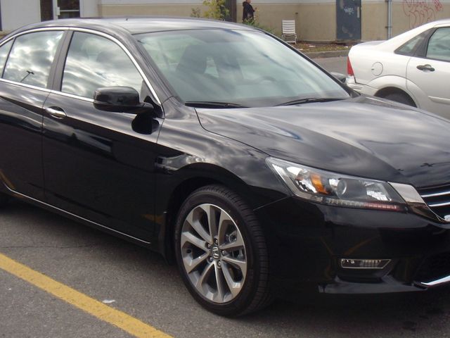 2013 Honda Accord LX-S, Crystal Black Pearl (Black), Front Wheel