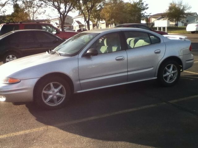 2003 Oldsmobile Alero, Steel Gray (Gray), Front Wheel