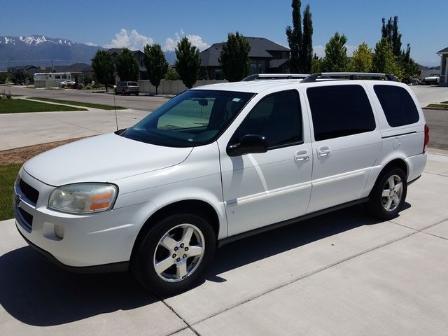 2008 Chevrolet Uplander, Summit White (White), Front Wheel