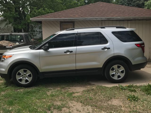 2012 Ford Escape XLT, Sterling Gray Metallic (Gray), Front Wheel