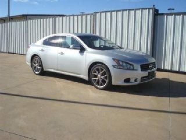 2011 Nissan Maxima 3.5 S, Winter Frost (White), Front Wheel