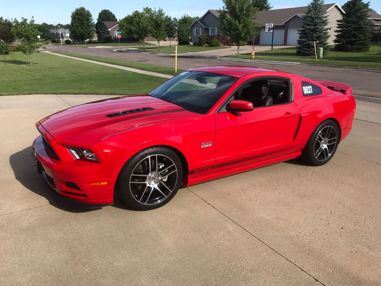 2013 Ford Mustang GT Premium | Sioux Falls, SD, Race Red (Red & Orange), Rear Wheel