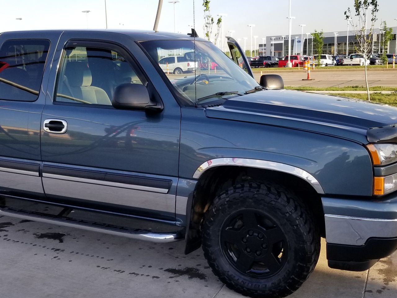 2007 Chevrolet Silverado 1500 Classic LT1 | Sioux Falls, SD, Blue Metallic (Blue), 4 Wheel