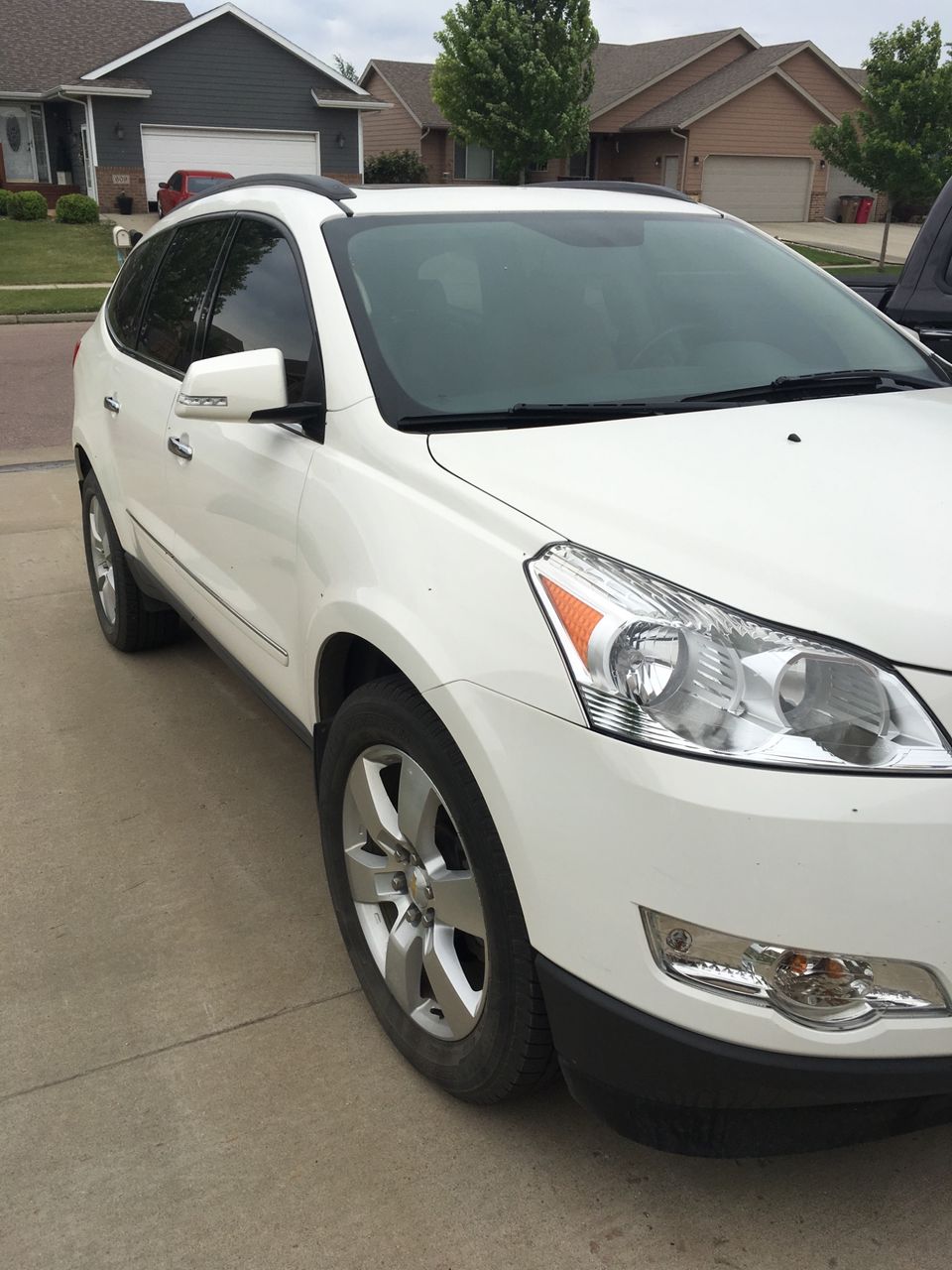 2012 Chevrolet Traverse LS | Harrisburg, SD, White (White), All Wheel