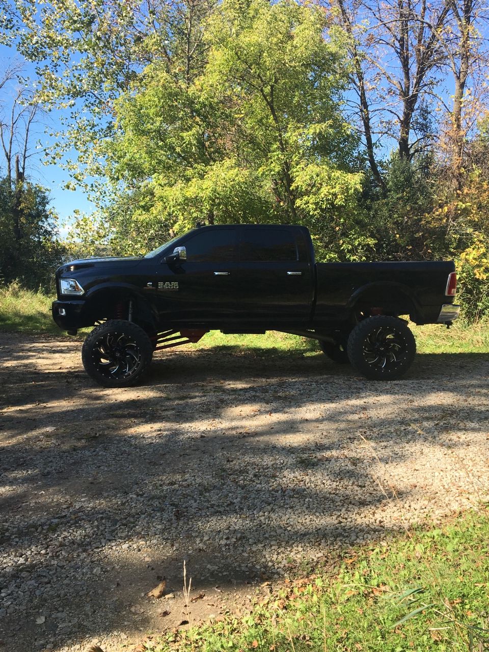 2014 Ram Ram Pickup 2500 Laramie | Brandon, SD, Black Clear Coat/Bright Silver Metallic Clear Coat (Black), 4x4