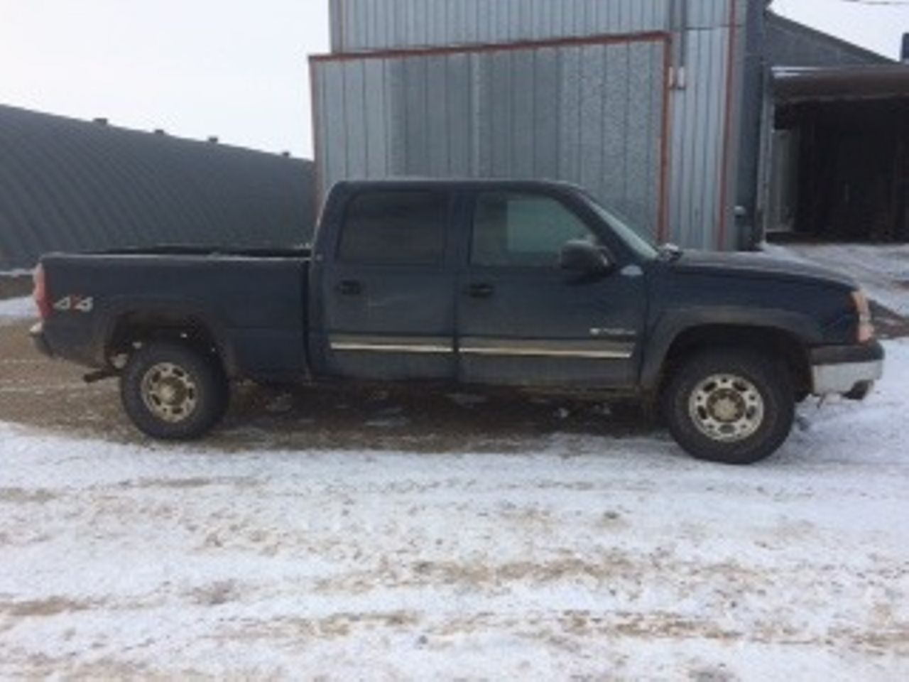 2005 Chevrolet Silverado 1500HD LT | Centerville, SD, Dark Blue Metallic (Blue), 4 Wheel