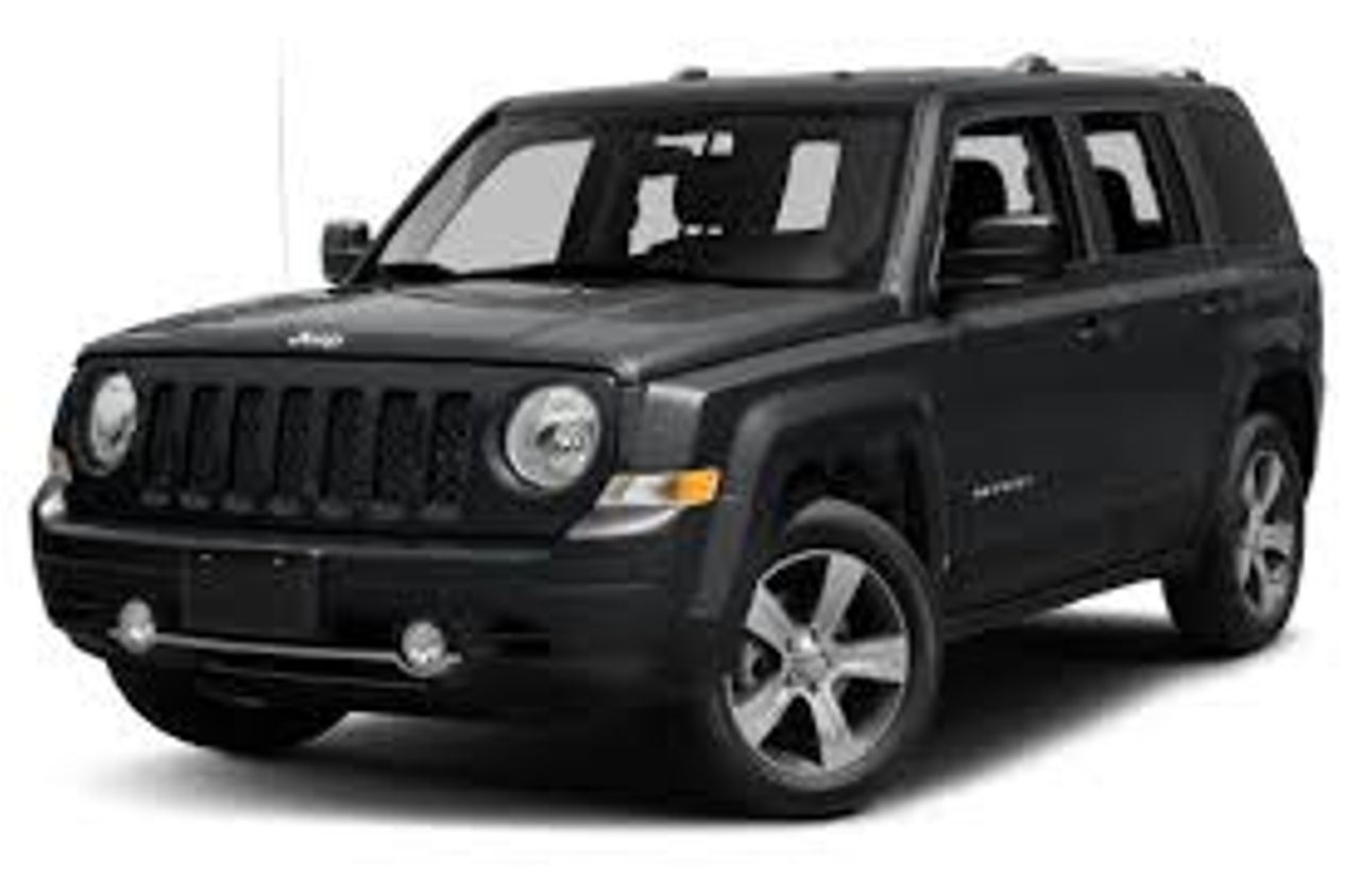 2014 Jeep Patriot | Hyde Park, NY, Black Clear Coat (Black)