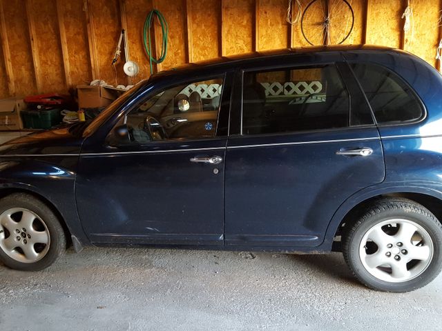 2002 Chrysler PT Cruiser Touring Edition, Steel Blue Pearlcoat (Blue), Front Wheel