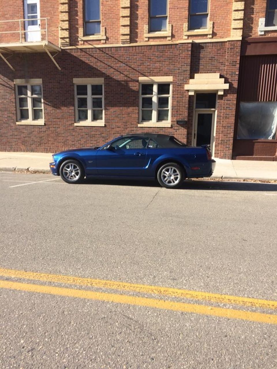 2006 Ford Mustang GT Deluxe | Luverne, MN, Vista Blue Clearcoat Metallic (Blue), Rear Wheel