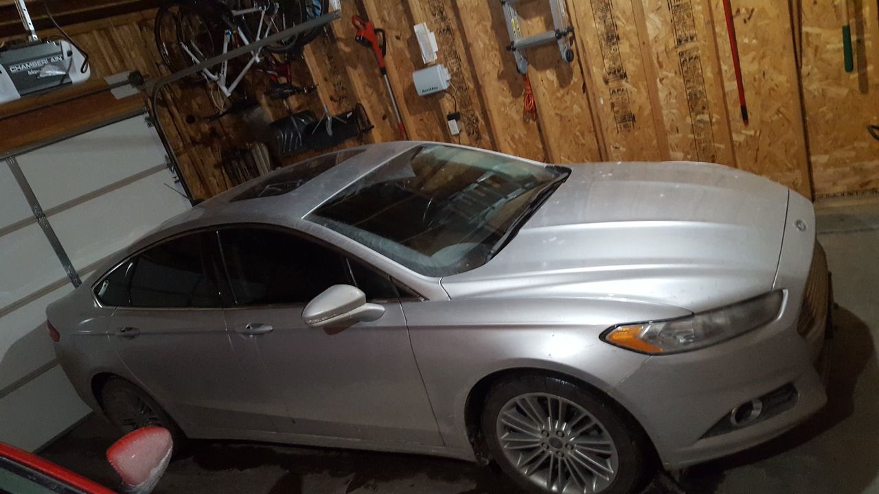 2013 Ford Fusion SE | Sioux Falls, SD, Ingot Silver Metallic (Silver), Front Wheel