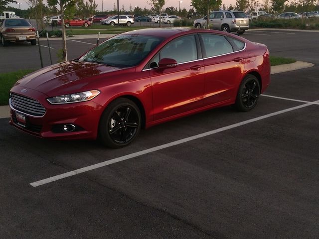 2016 Ford Fusion SE, Ruby Red Metallic Tinted Clearcoat (Red & Orange), All Wheel