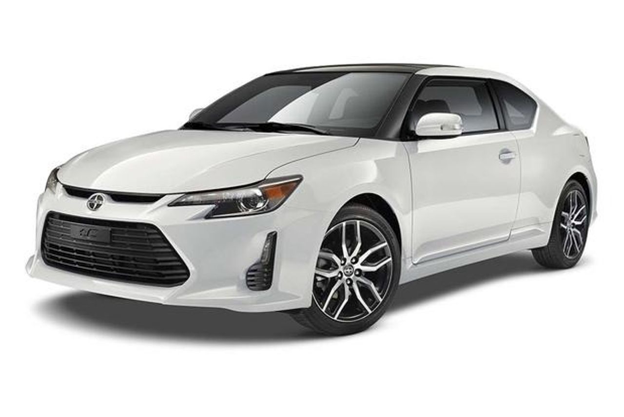 2013 Scion tC | Milwaukee, WI, Super White (White), Front Wheel