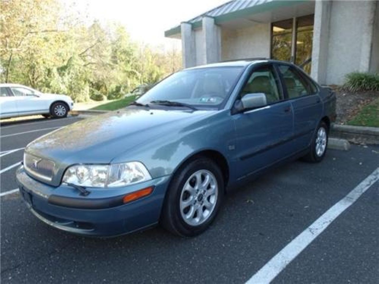 2002 Volvo S40 Base | Moncks Corner, SC, Bamboo Green Metallic (Green), Front Wheel