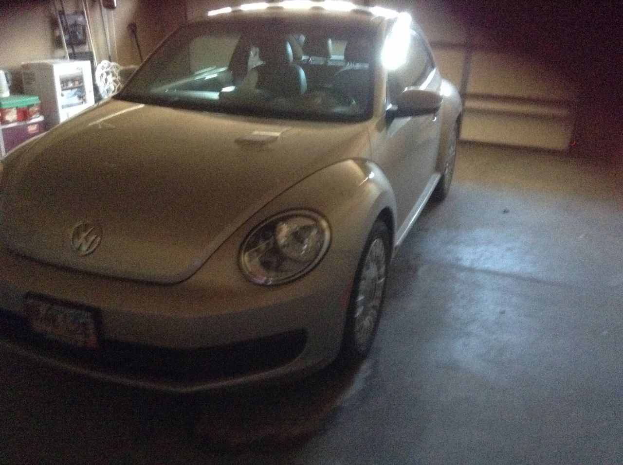 2013 Volkswagen Beetle | Sioux Falls, SD, Moonrock Silver Metallic (Silver), Front Wheel