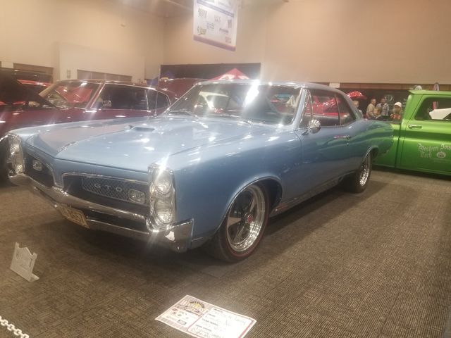1967 Pontiac GTO, Light Blue