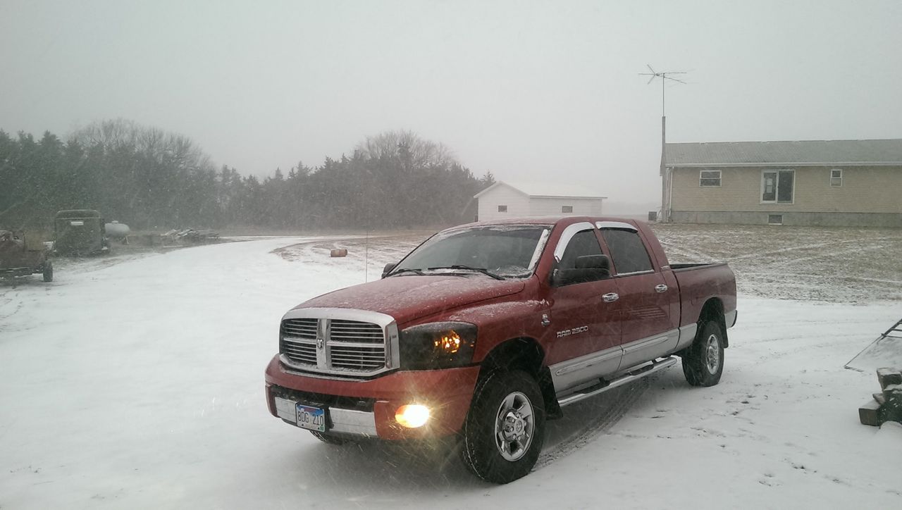 2006 Dodge Ram Pickup 2500 Laramie | Sioux Falls, SD, Flame Red Clearcoat/Bright Silver Metallic Clearcoat (Red & Orange), 4 Wheel