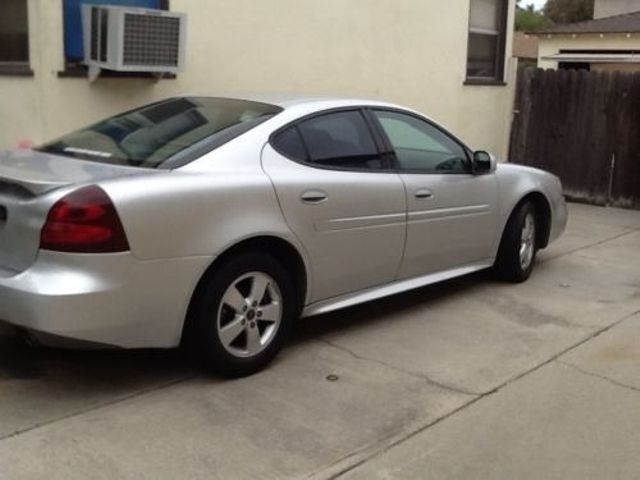 2005 Pontiac Grand Prix, Graystone Metallic (Gray), Front Wheel