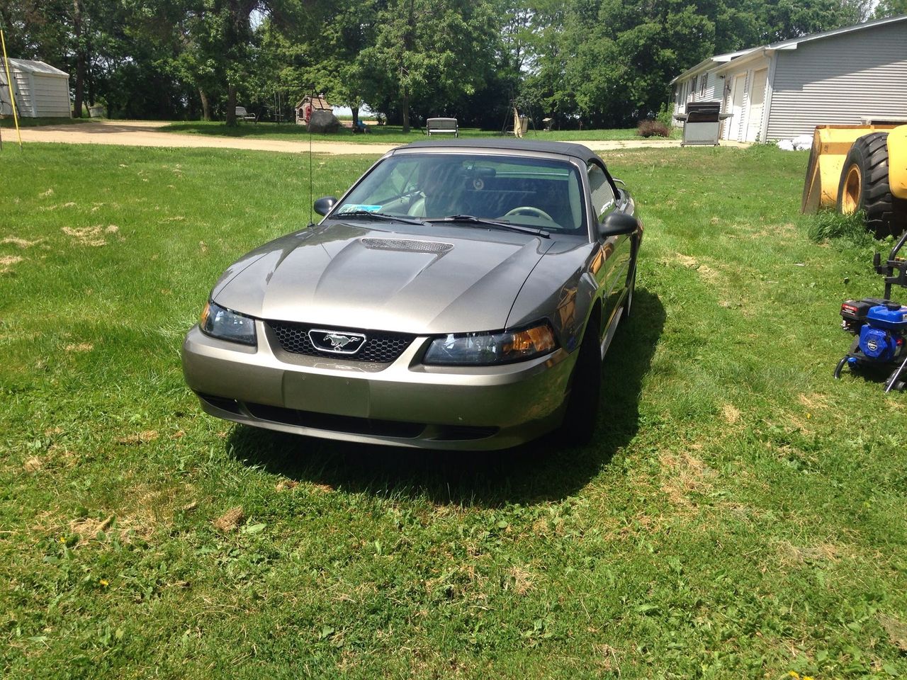 2002 Ford Mustang | Parker, SD, Mineral Gray Clearcoat Metallic (Gray), Rear Wheel