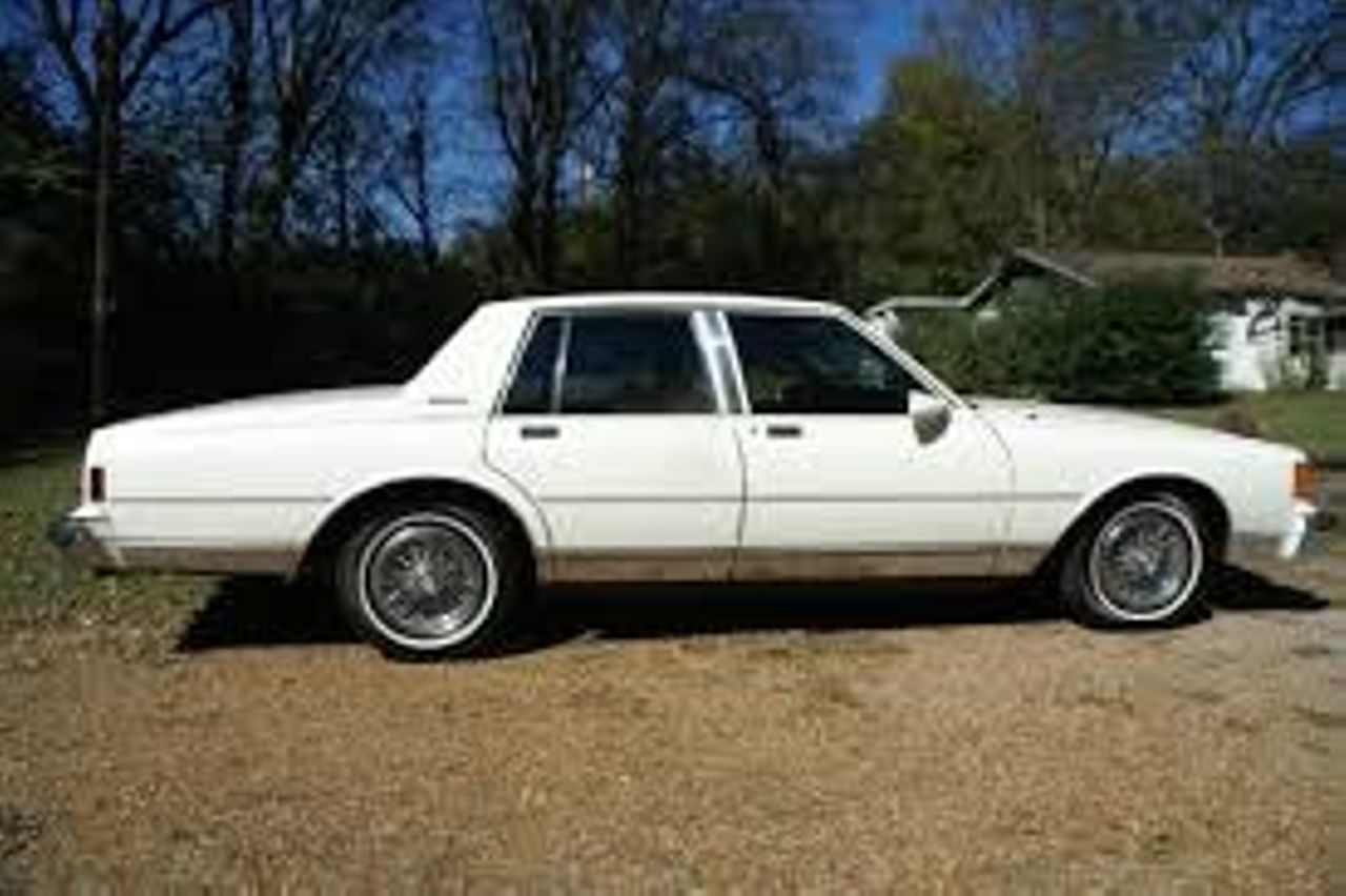 1986 Chevrolet Caprice Classic | Las Vegas, NV, White, Rear Wheel