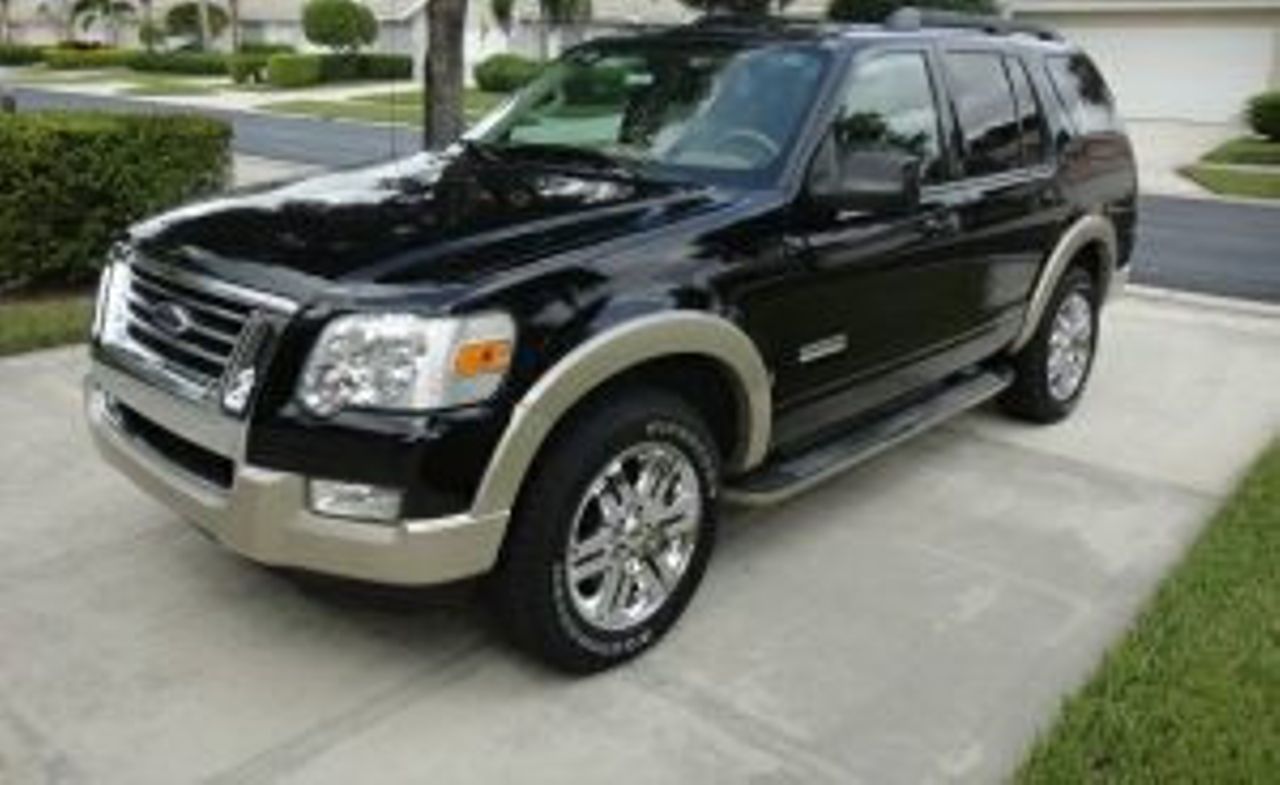 2008 Ford Explorer Eddie Bauer | Woodbridge, VA, Black Clearcoat (Black), 4x2