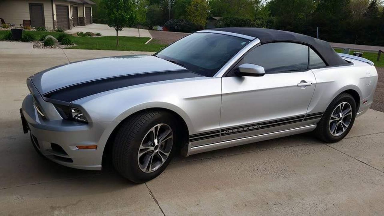 2014 Ford Mustang | Sioux Falls, SD, Ingot Silver Metallic (Silver), Rear Wheel