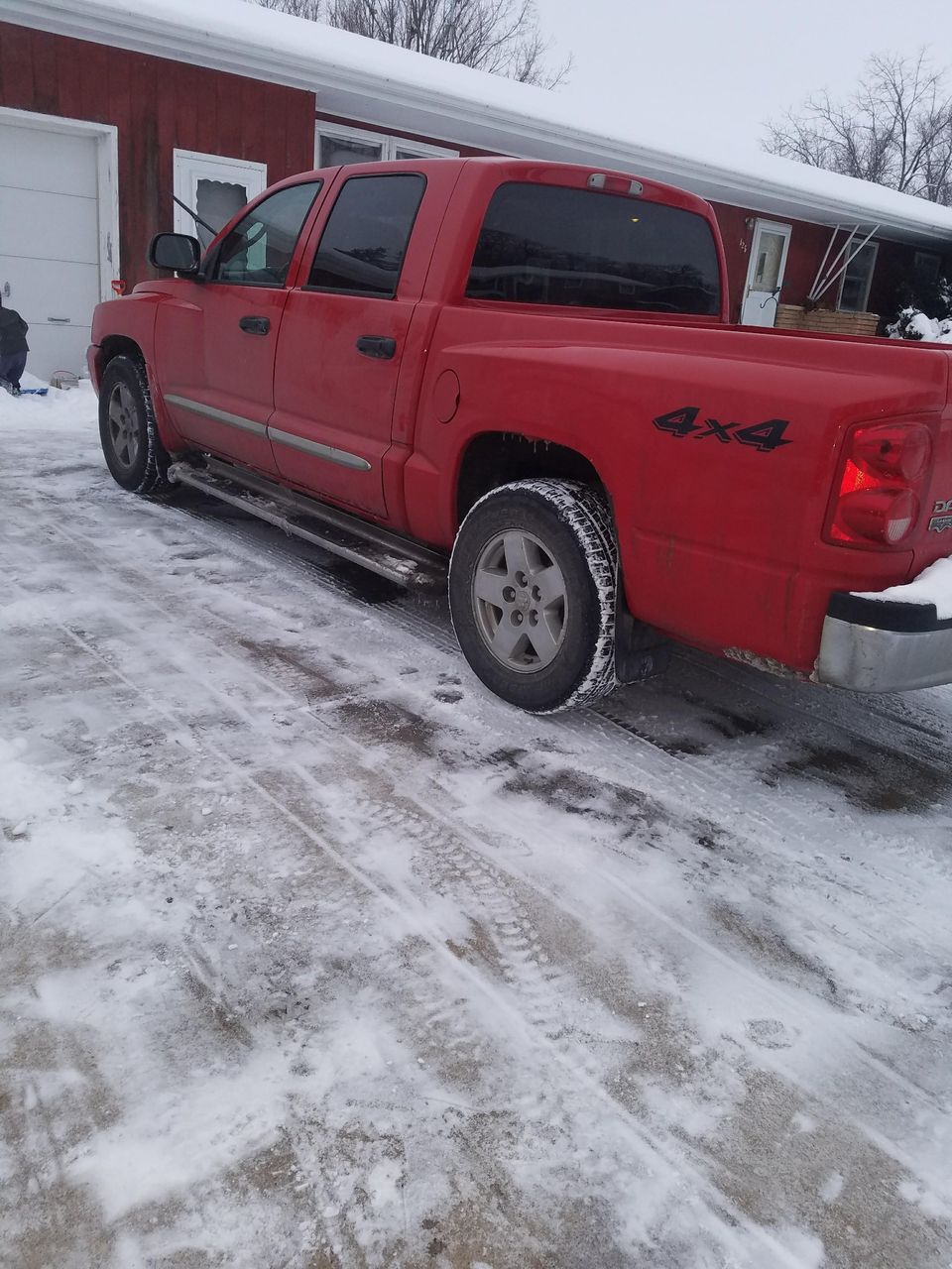 2005 Dodge Dakota Laramie | Brandon, SD, Flame Red Clearcoat (Red & Orange), 4 Wheel