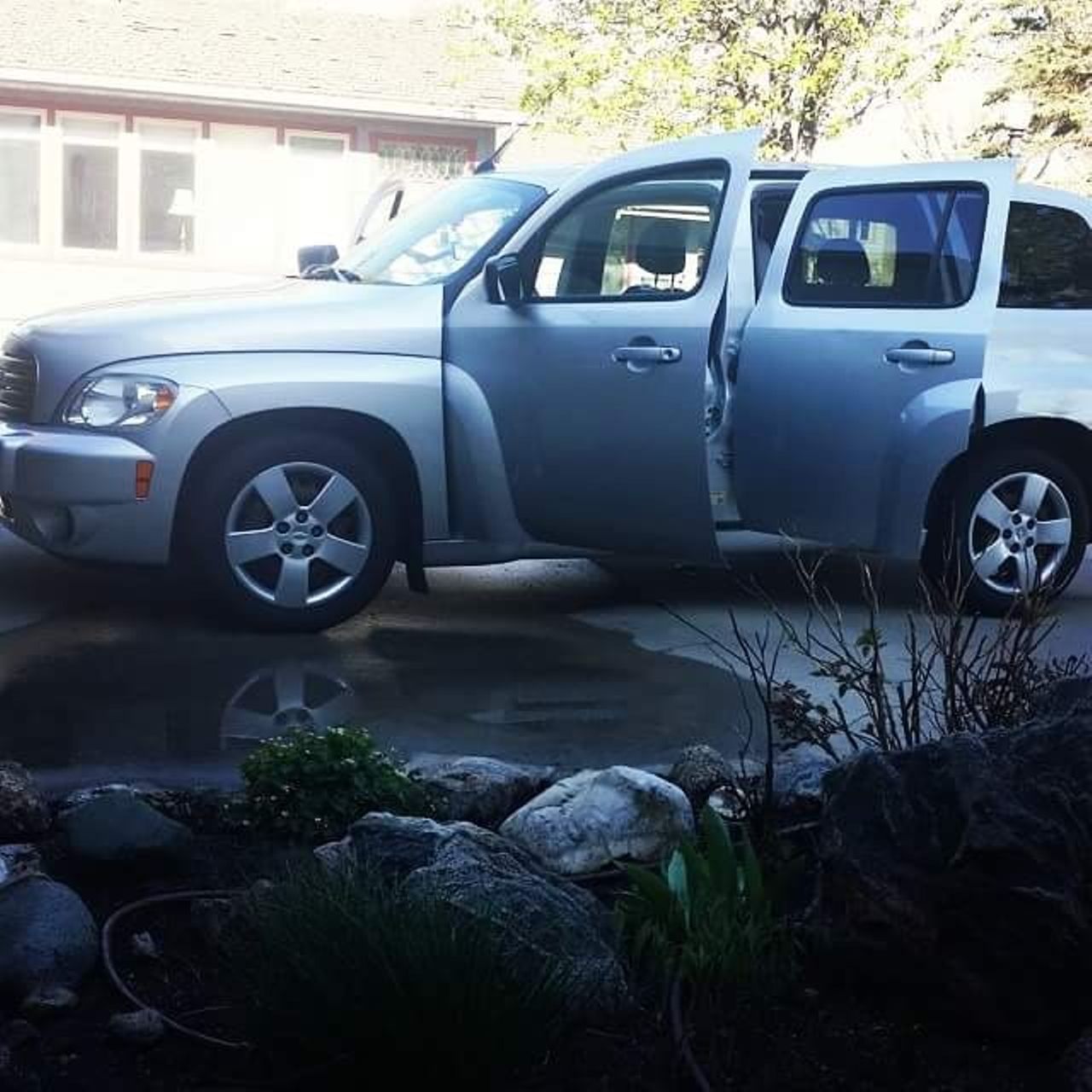 2009 Chevrolet HHR LT | Sioux Falls, SD, Silver Ice Metallic (Silver), Front Wheel