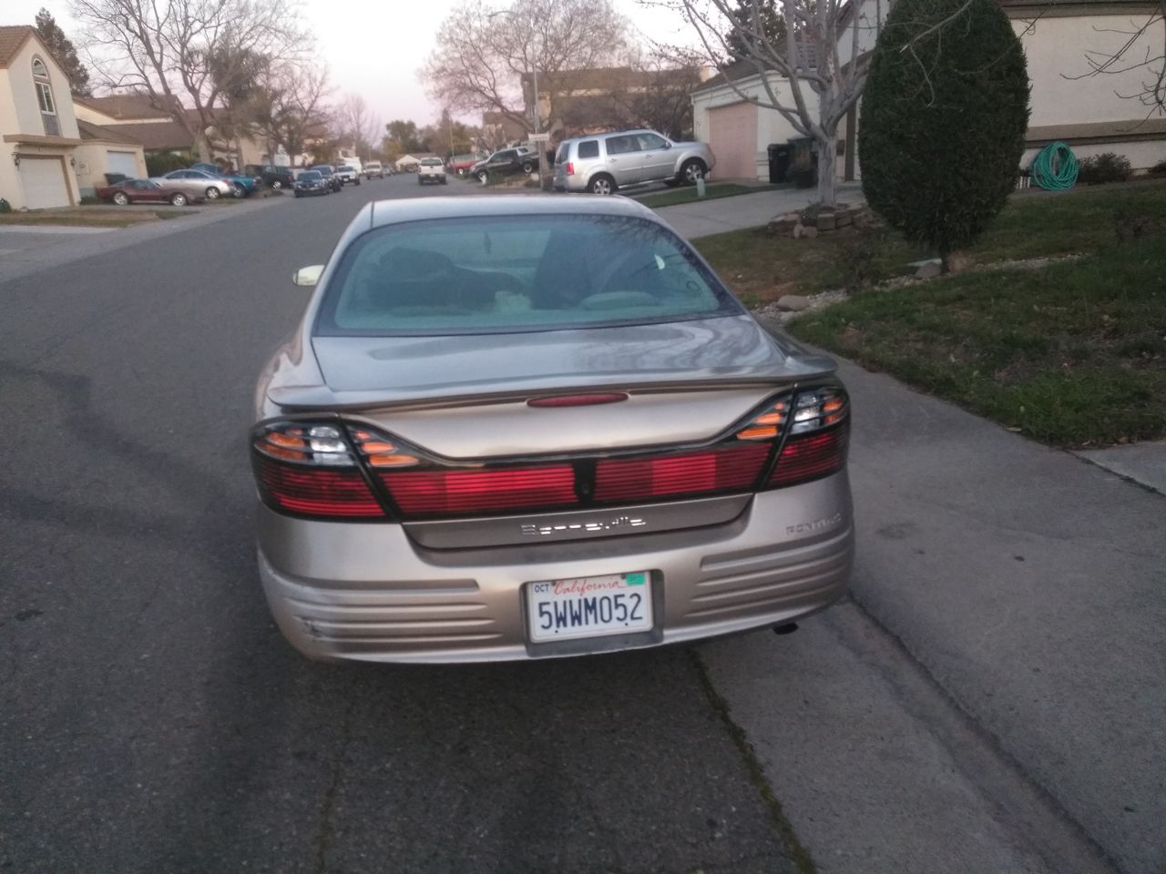 2003 Pontiac Bonneville SE | Sacramento, CA, Light Bronzemist Metallic (Brown & Beige), Front Wheel