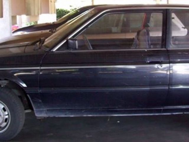 1989 Nissan Sentra Base, Black, Front Wheel