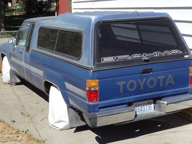 1987 Toyota Pickup One Ton, Dark Blue, Rear Wheel