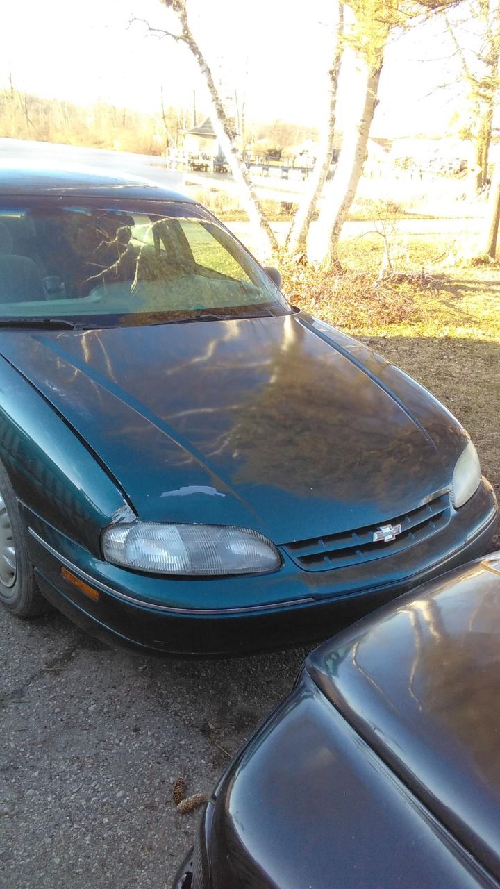 2001 Chevrolet Lumina Base | Ashley, MI, Dark Green, Front Wheel