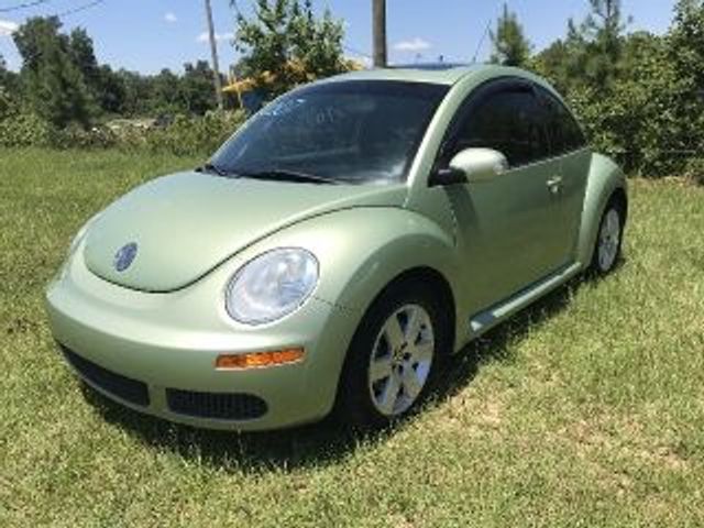 2007 Volkswagen New Beetle 2.5, Gecko Green (Green), Front Wheel