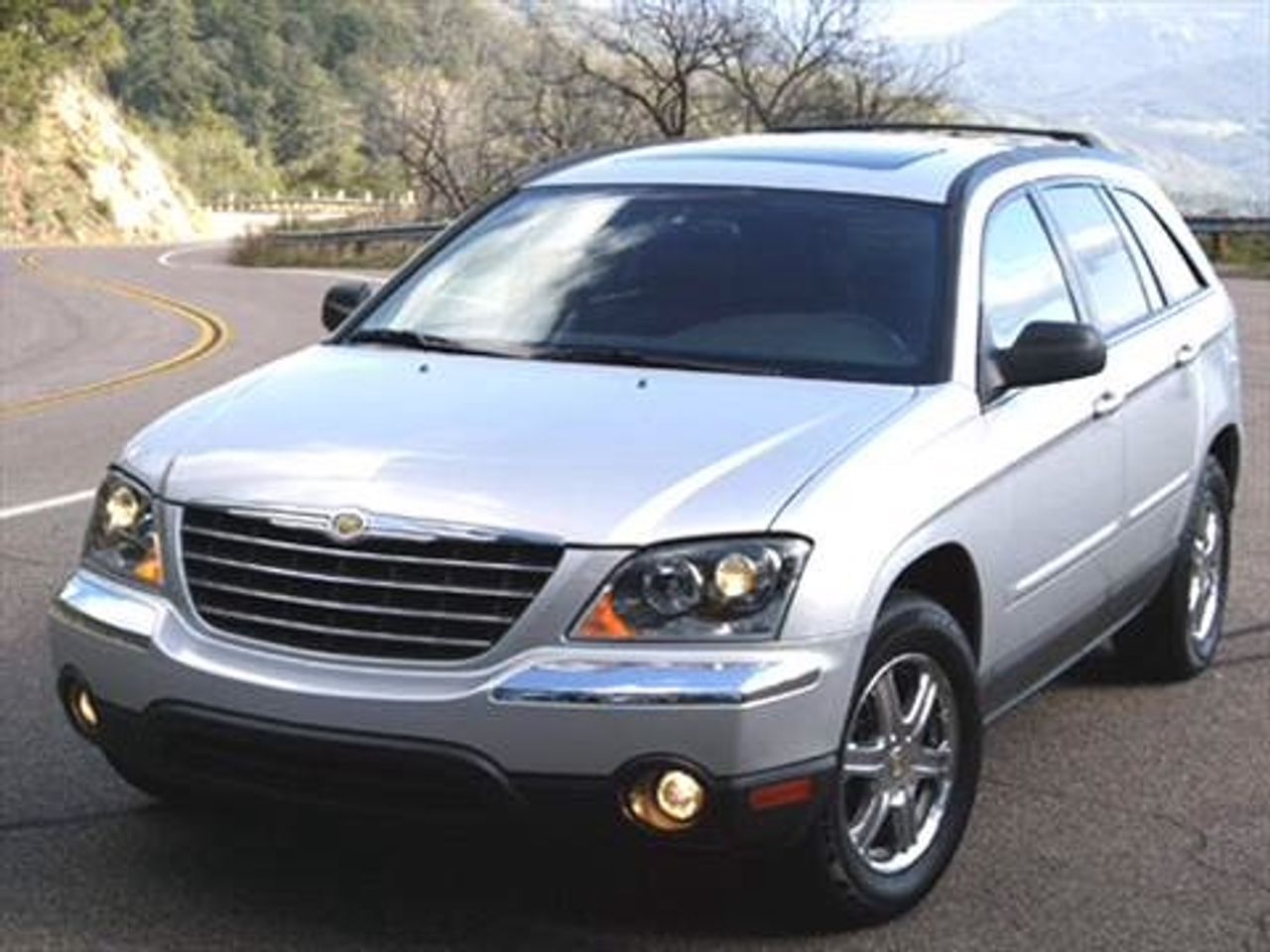 2005 Chrysler Pacifica Touring | Hartford, SD, Magnesium Pearlcoat (Silver), All Wheel