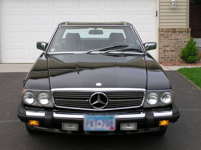 1988 Mercedes-Benz SL-Class, Black, Rear Wheel