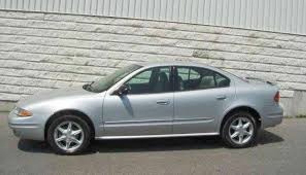 2004 Oldsmobile Alero GLS | Sioux Falls, SD, Steel Gray (Gray), Front Wheel