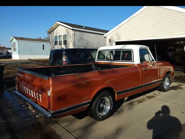 1969 Chevrolet Classic, Orange