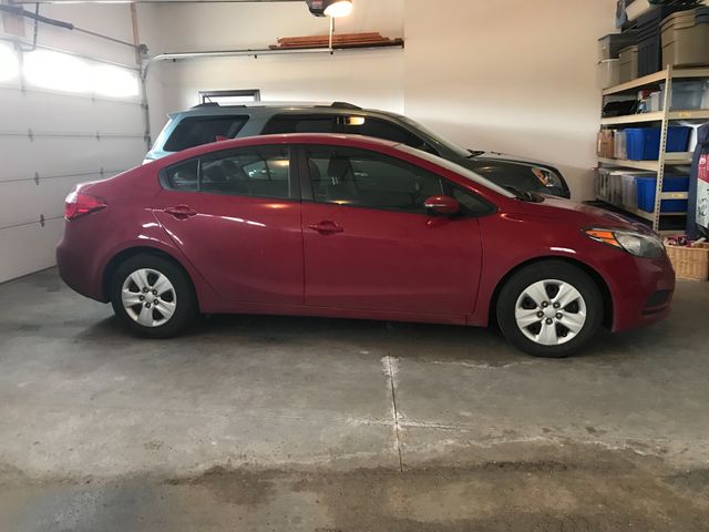 2015 Kia Forte LX, Crimson Red (Red & Orange), Front Wheel