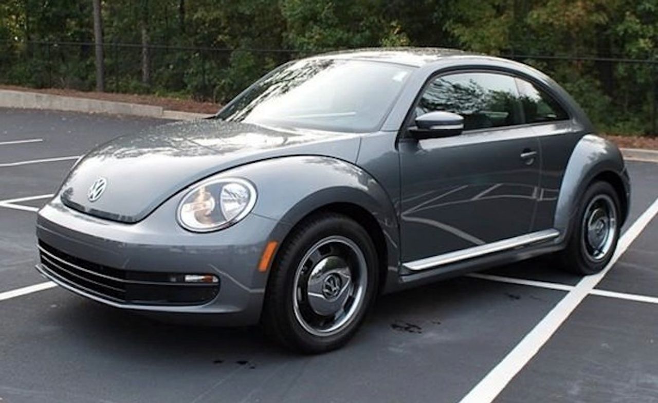 2013 Volkswagen Beetle | Sioux Falls, SD, Platinum Gray Metallic (Gray), Front Wheel