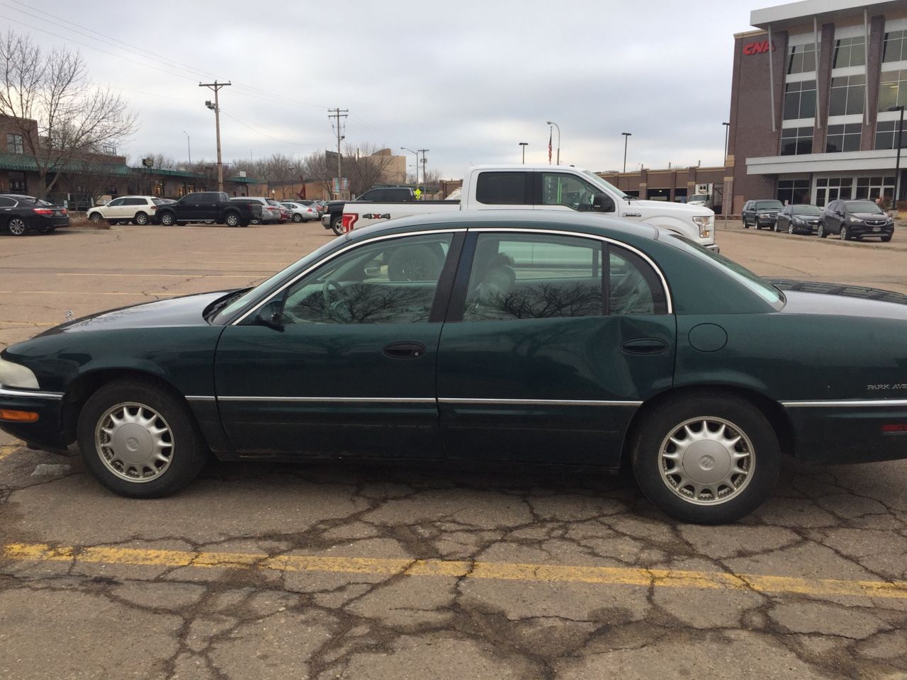 1998 Buick Park Avenue Base | Sioux Falls, SD, Green, Front Wheel