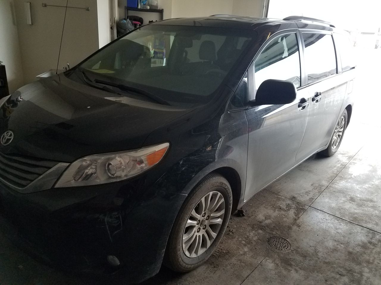 2015 Toyota Sienna | Sioux Falls, SD, Attitude Black Metallic (Black)