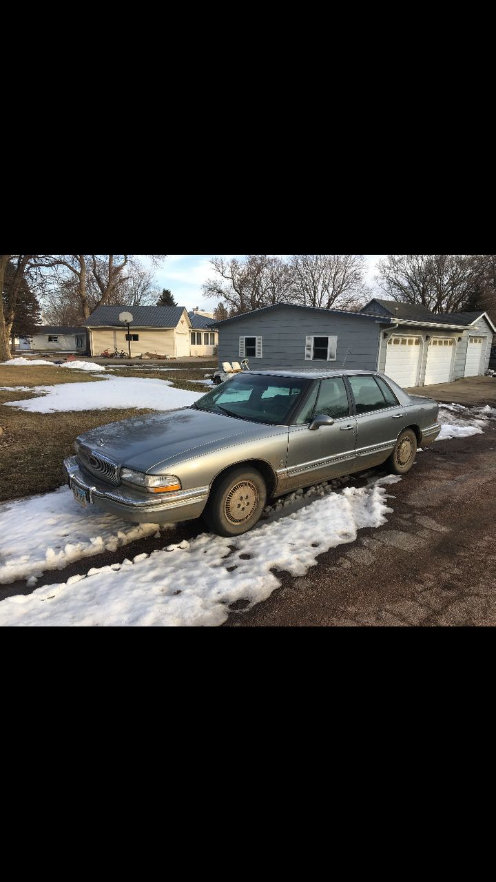 1993 Buick Park Avenue Ultra Supercharged | Centerville, SD, Medium Gray Metallic (Gray), Front Wheel