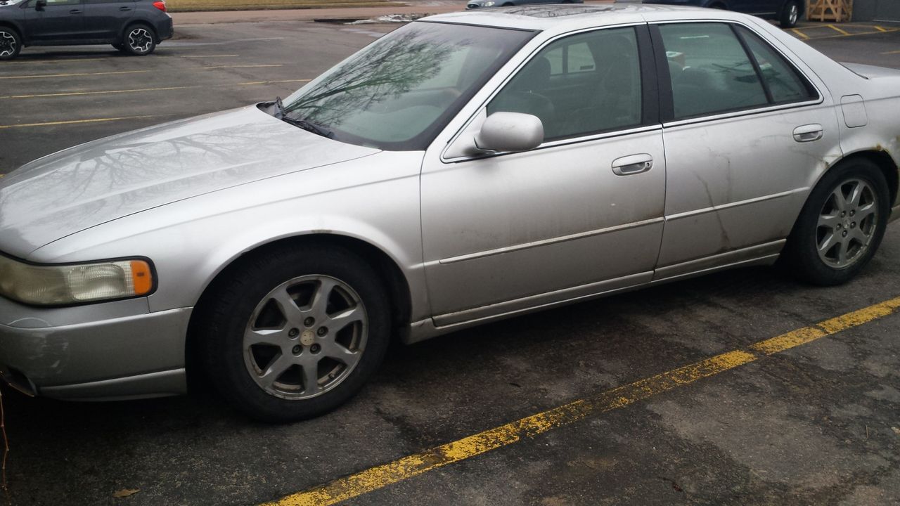 2001 Cadillac Seville STS | Sioux Falls, SD, Sterling (Silver), Front Wheel