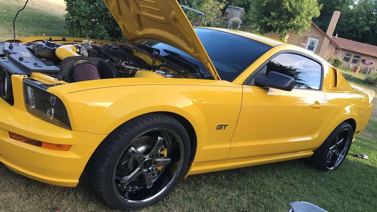 2005 Ford Mustang GT Deluxe | Newell, SD, Screaming Yellow Clearcoat (Yellow), Rear Wheel